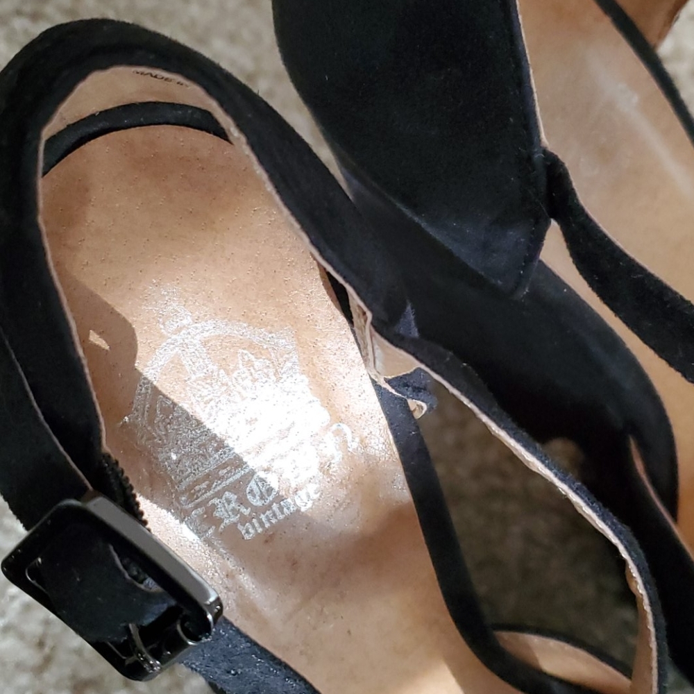 Crown Vintage black suede tstrap peep toe wedge 8 - Picture 6 of 6